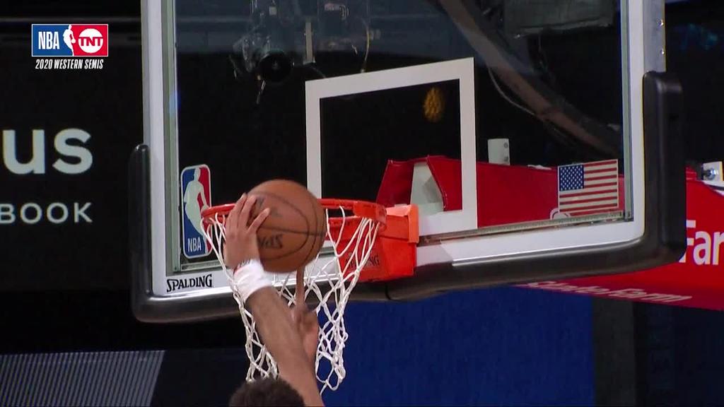 Kawhi Leonard y su jugada imposible que volvió loca a la NBA