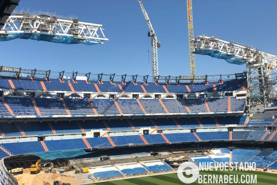 Las dimensiones del campo de juego del Bernabéu son 105x68 metros.