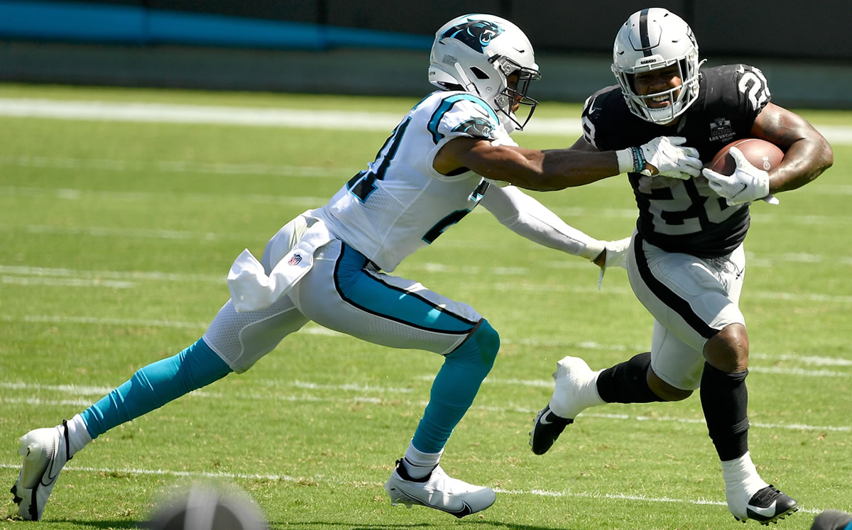 Jacobs fue una aplanadora ante Carolina (AFP)