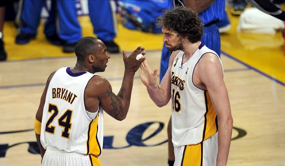 Kobe Bryant y Pau Gasol ganaron dos títulos NBA con Los Angeles Lakers. (AFP)