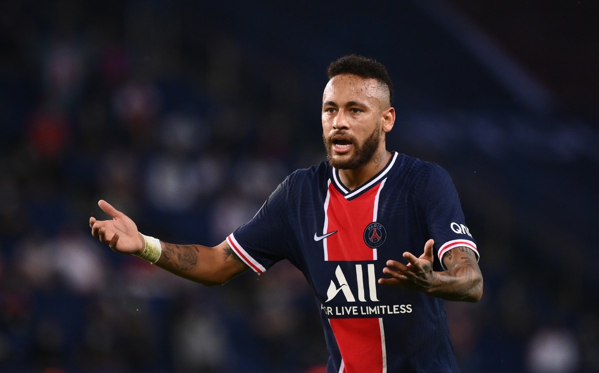 Neymar estalló en sus redes sociales en contra de Álvaro González. FOTO: AFP.