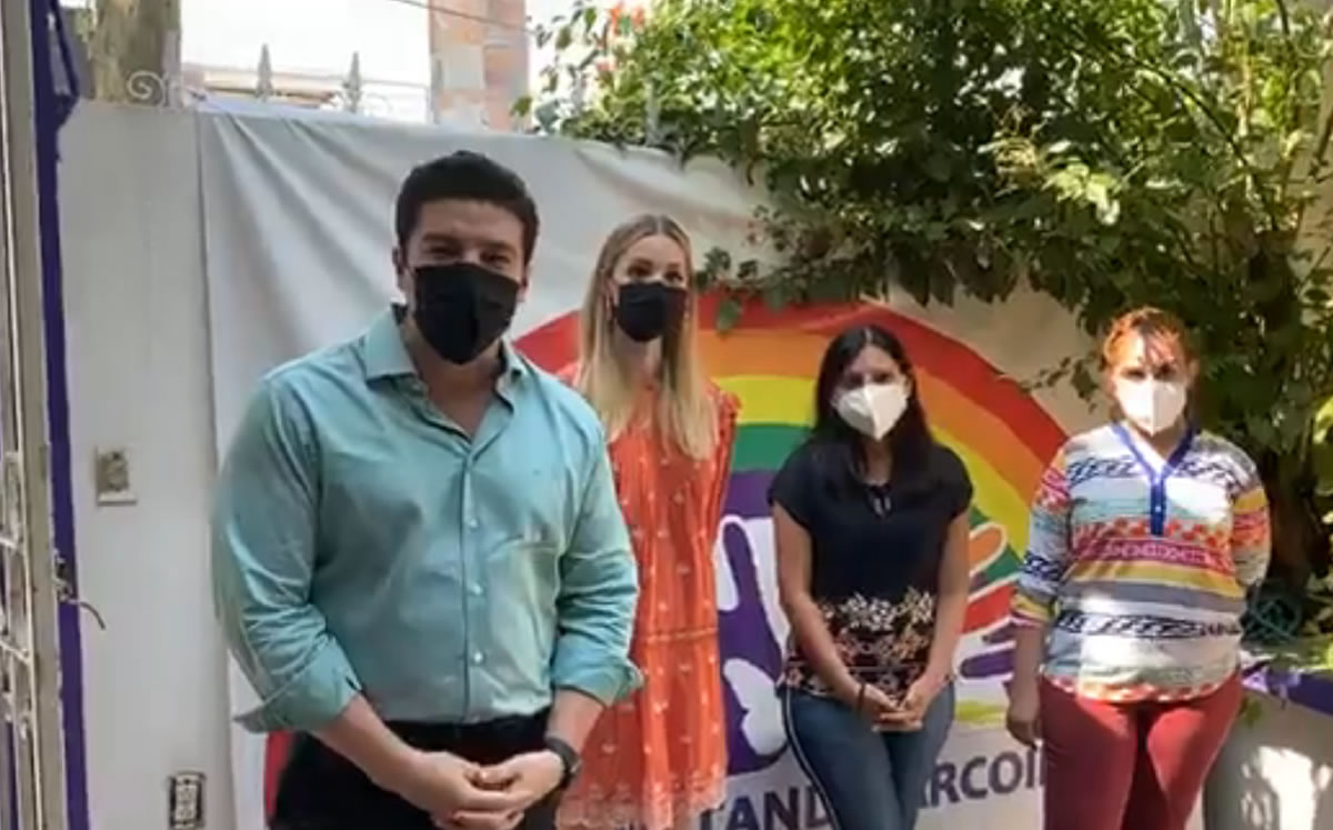 El senador Samuel García confundió un albergue. (captura)