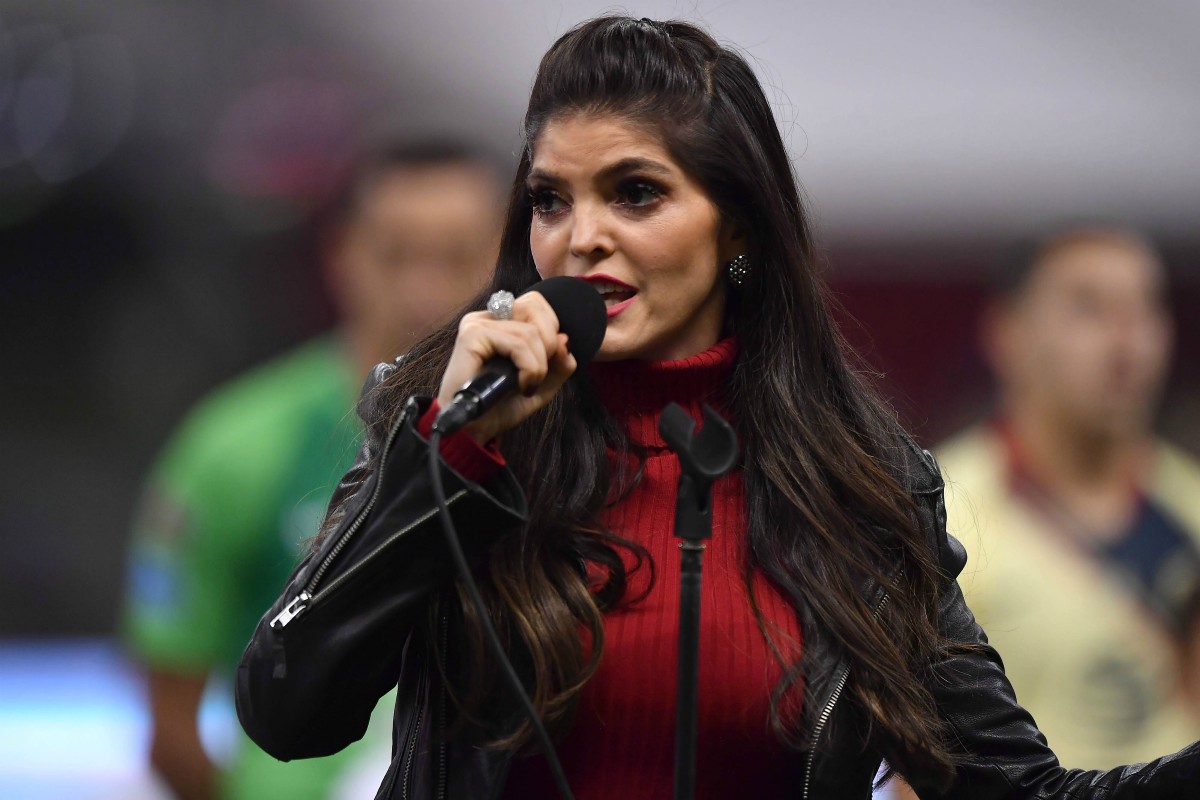 Ana Bárbara es uno de los casos más recientes en errores en el himno nacional (Foto: Mexsport)