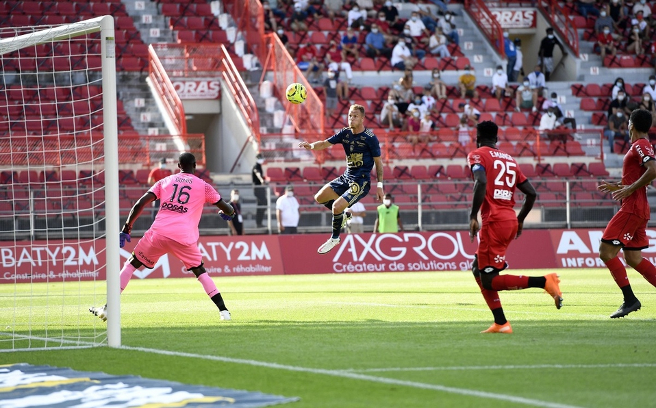El gol de Irvin Cardona al estilo de los supercampeones