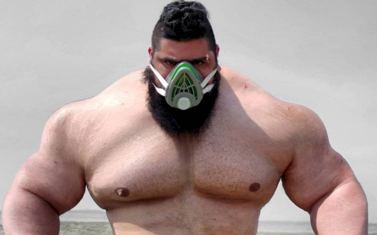 El Hulk iraní volvió a figurar en sus redes sociales tras superar a la enfermedad.