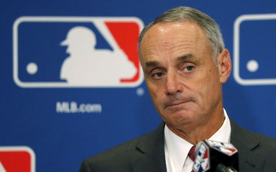 MLB y jugadores discutirán un nuevo acuerdo de trabajo que incluye los playoffs tras 2021. (Foto: AP)