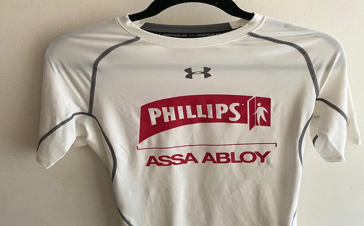 Dieron a conocer que usará una playera y short brandeados con el logo de la marca patrocinadora