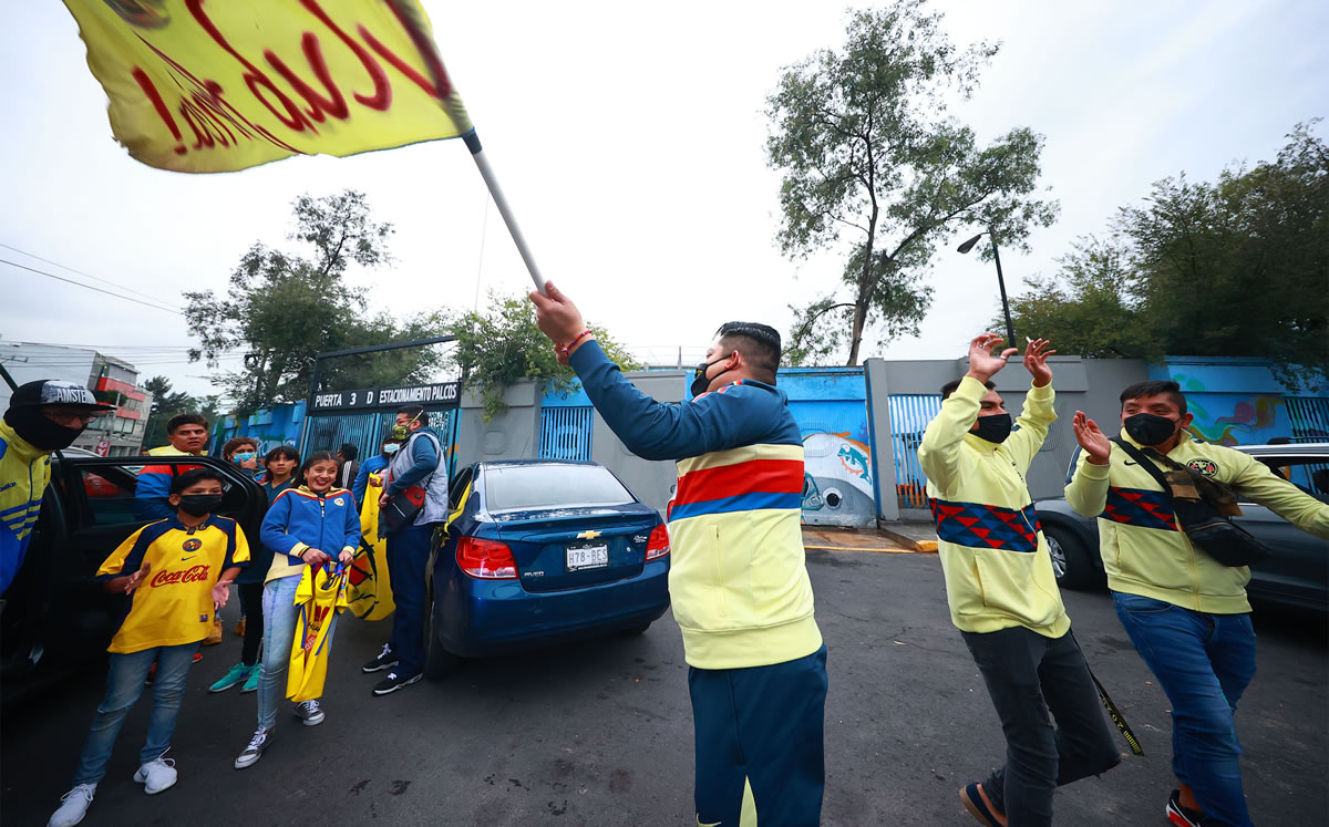 Aficionados del América acudieron al Estadio Azteca. (Foto: Imago7)