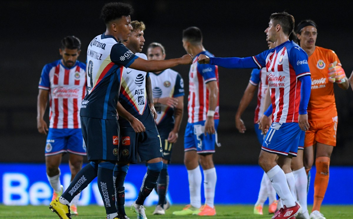 Las Águilas del América y las Chivas se unen en el recuerdo por los sismos del 85 y 2017. Foto: Imago7