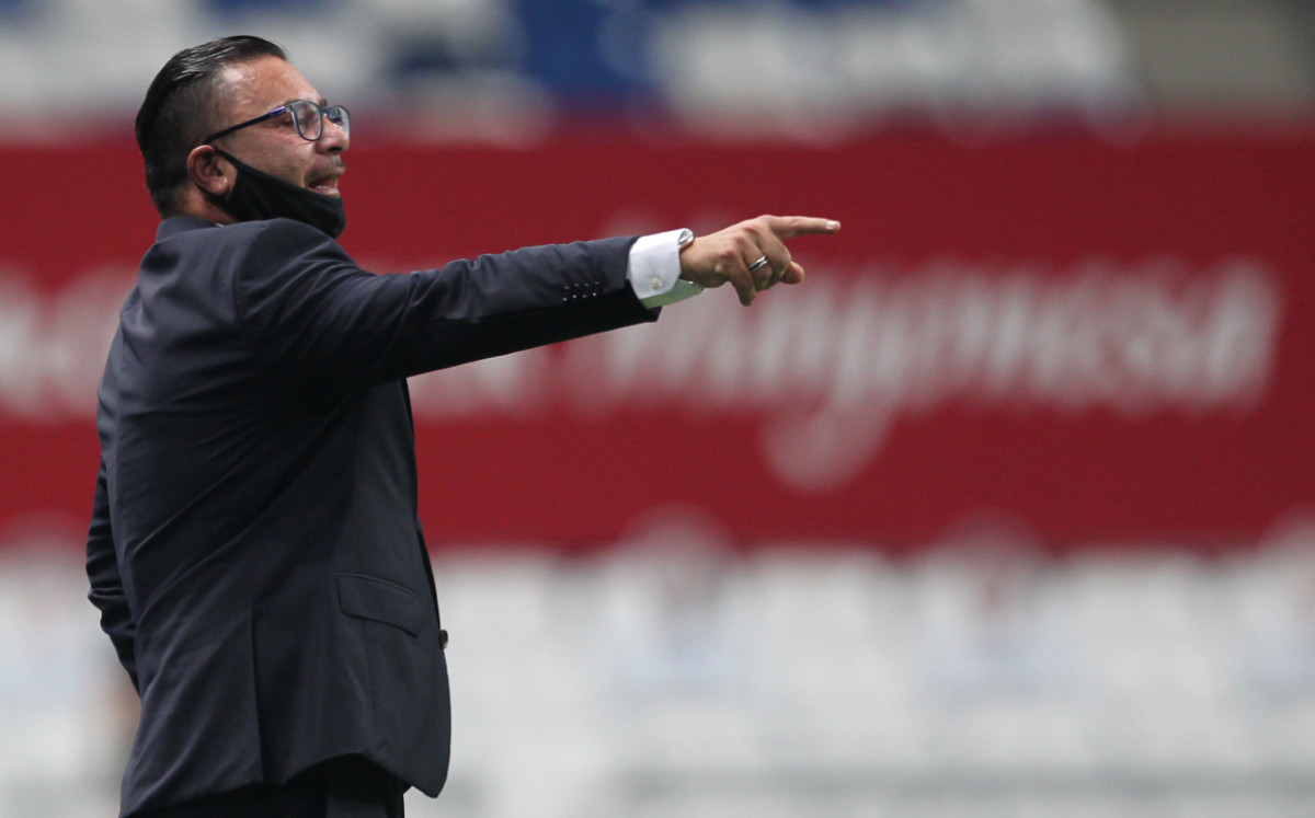 Antonio Mohamed comentó que no ha hablado con Charly Rodríguez (FOTO: Imago7)