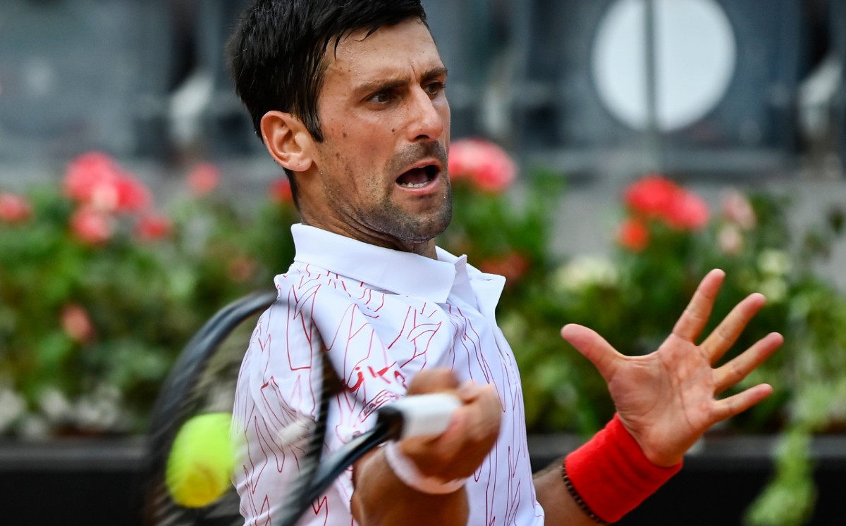 Djokovic se instala en la antesala de la final del Abierto de Roma. Foto: AFP