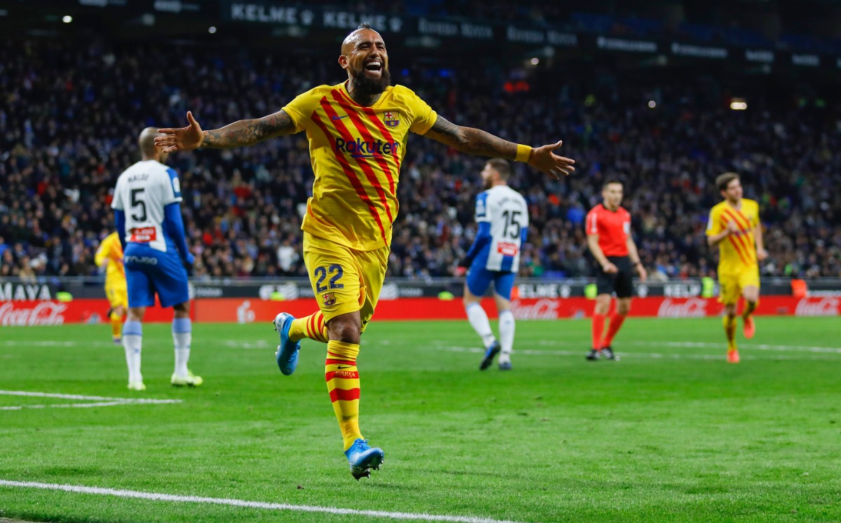 El Rey Arturo al fin se pudo ir del Barcelona y su destino es Italia. Foto: Imago 7