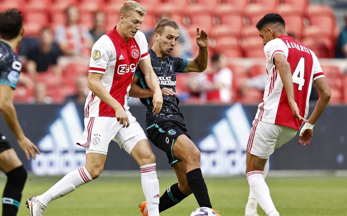 Edson comienza a ser fundamental en el esquema de Erik ten Hag en el Ajax: (Foto: AFP)
