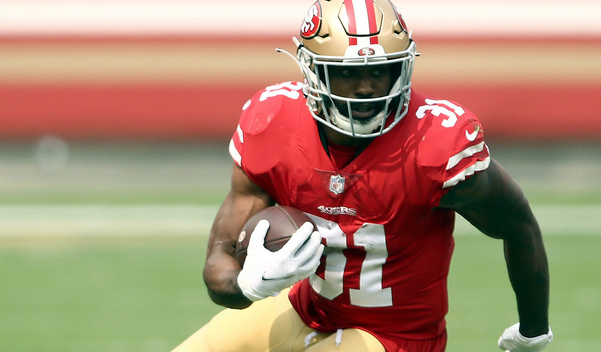 Raheem Mostert logró su segunda anotación de la temporada. (AFP)