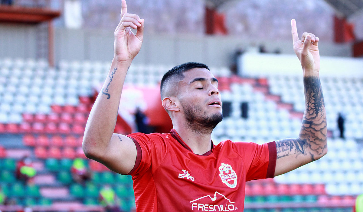 Juan Calero marcó su tercer gol en año y medio con Mineros. (Imago7)