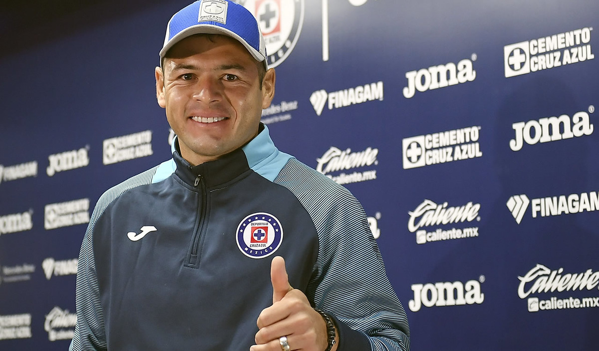 En el 2018, Aguilar fichó con Cruz Azul.