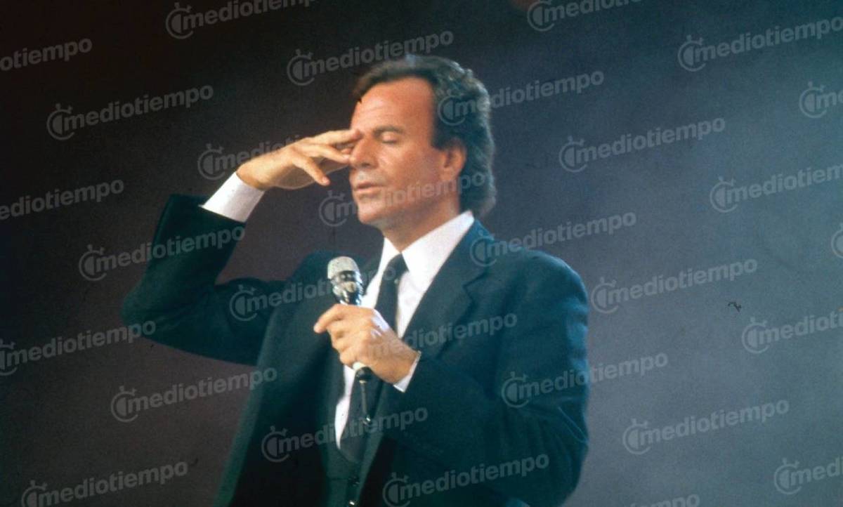 Julio Iglesias tiene más de 60 años de trayectoria en la música (Foto: Mediotiempo)