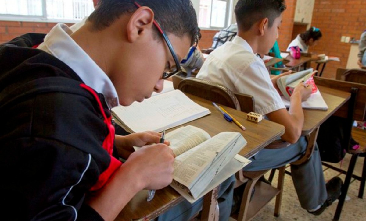 La SEP tendrá que implementar nuevos protocolos en el regreso a clases presenciales (Foto: Milenio)