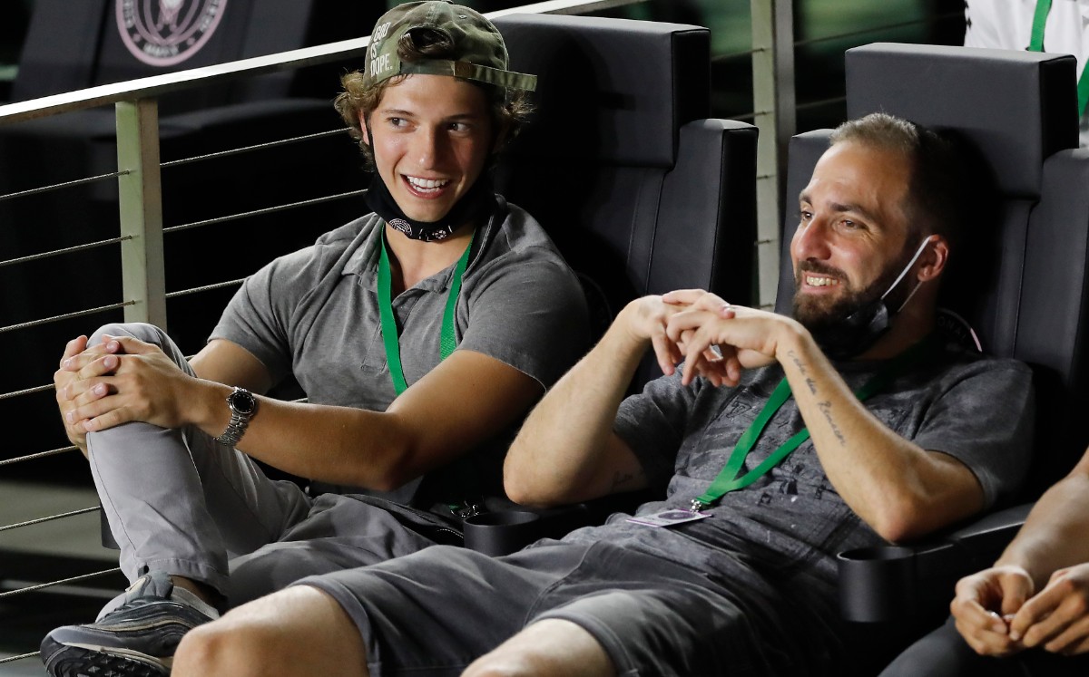 Higuaín está listo para tener sus primeros minutos junto a Rodolfo Pizarro. Foto: AFP