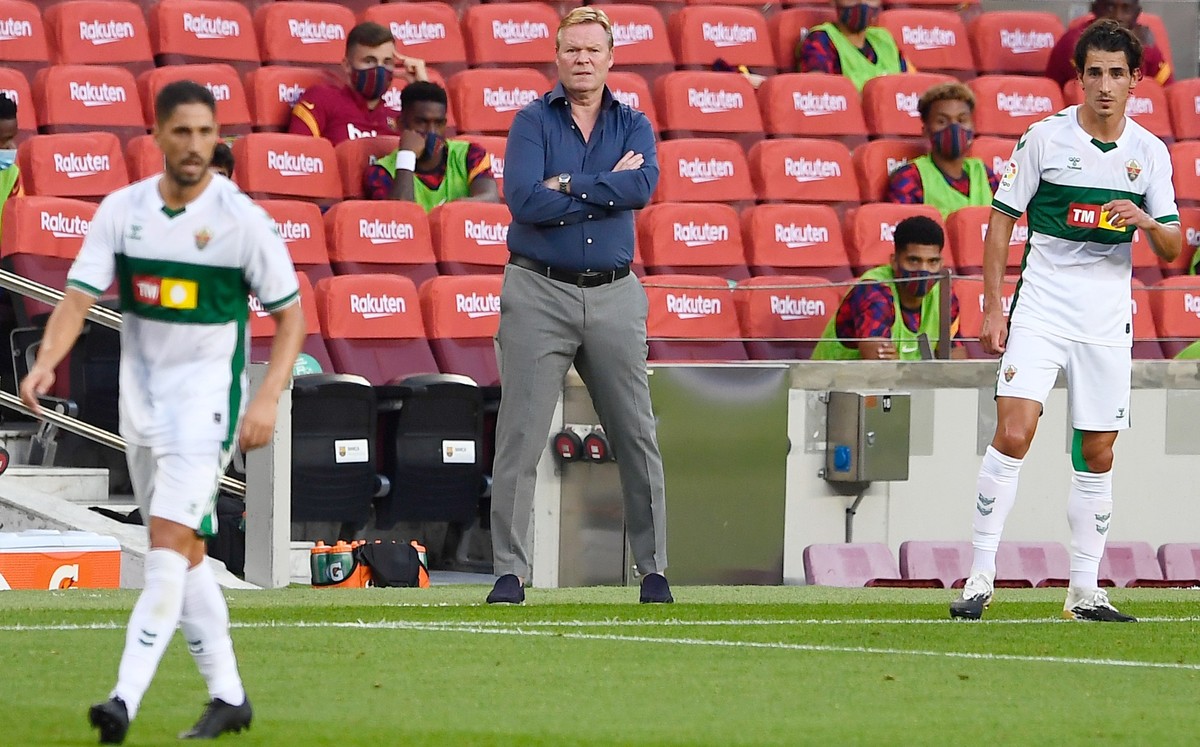 Ronald Koeman dijo que él no es el malo del adiós de Luis Suárez