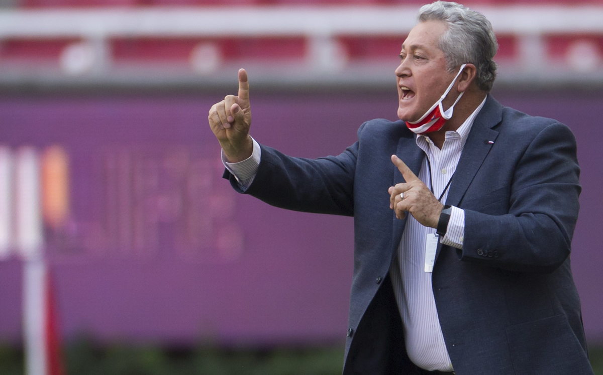 Vucetich sabe que debe ajustar detalles de su equipo. (Foto: Mexsport)