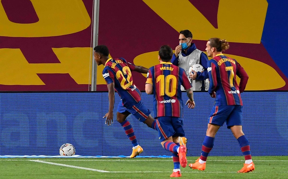 Ansu Fati hizo un doblete en cuatro minutos contra el Villarreal. (FOTO: AFP)