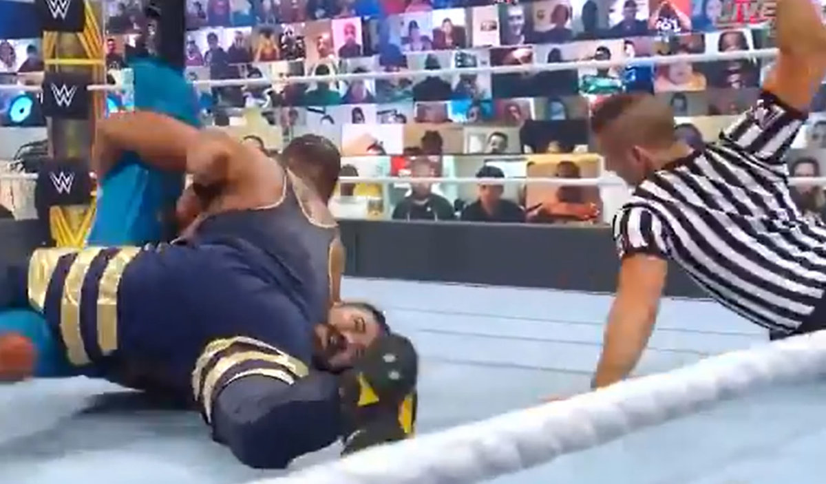 Un conteo de tres que jamás debió existir contra Andrade dejó a los mexicanos con la derrota. (WWE)