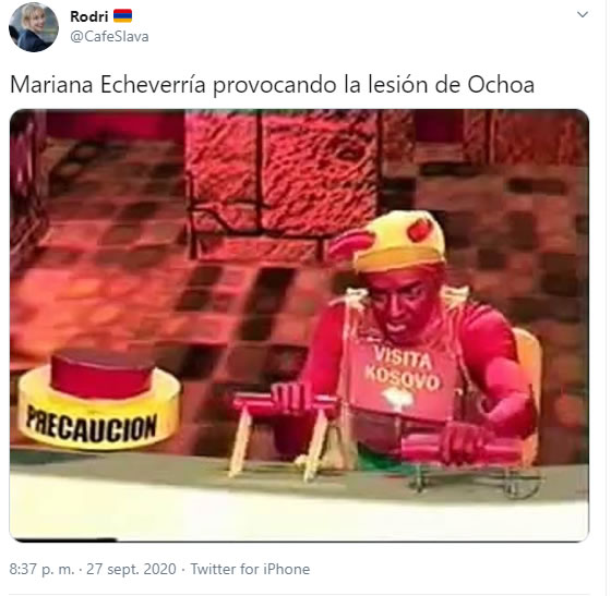 Mariana Echeverría haciendo de las suyas desde casa, una loquilla.