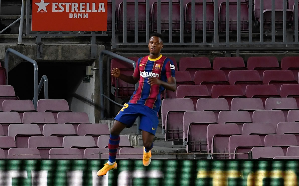 Ansu Fati firmó un doblete ante Villarreal. (Foto: AFP)