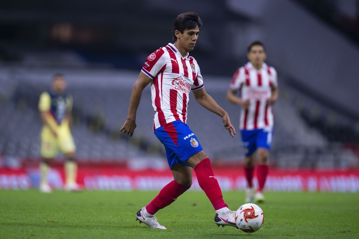 El atacante de Chivas ha dicho en reiteradas ocasiones que está listo para Europa. Foto: Mexsport