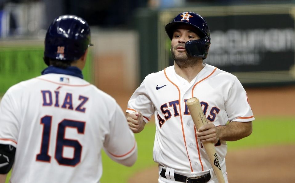 Altuve, debido a una lesión, tuvo una de sus temporadas menos brillantes en MLB. (Foto: AP)