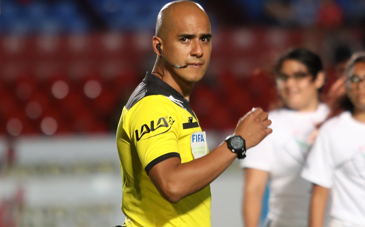 De nuevo un árbitro que pitaría juego de Rayados es baja por covid-19. (Foto: Mexsport)