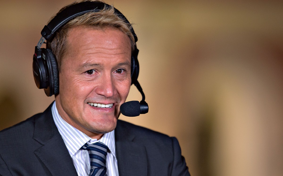 Luis Hernández ofreció disculpas a Jorge Pietrasanta. Foto: Imago7