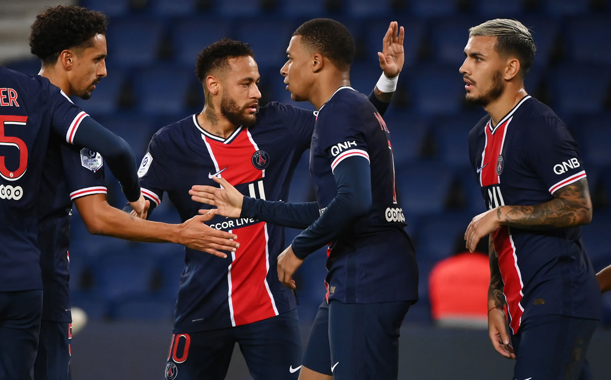 Neymar se portó como líder (AFP)