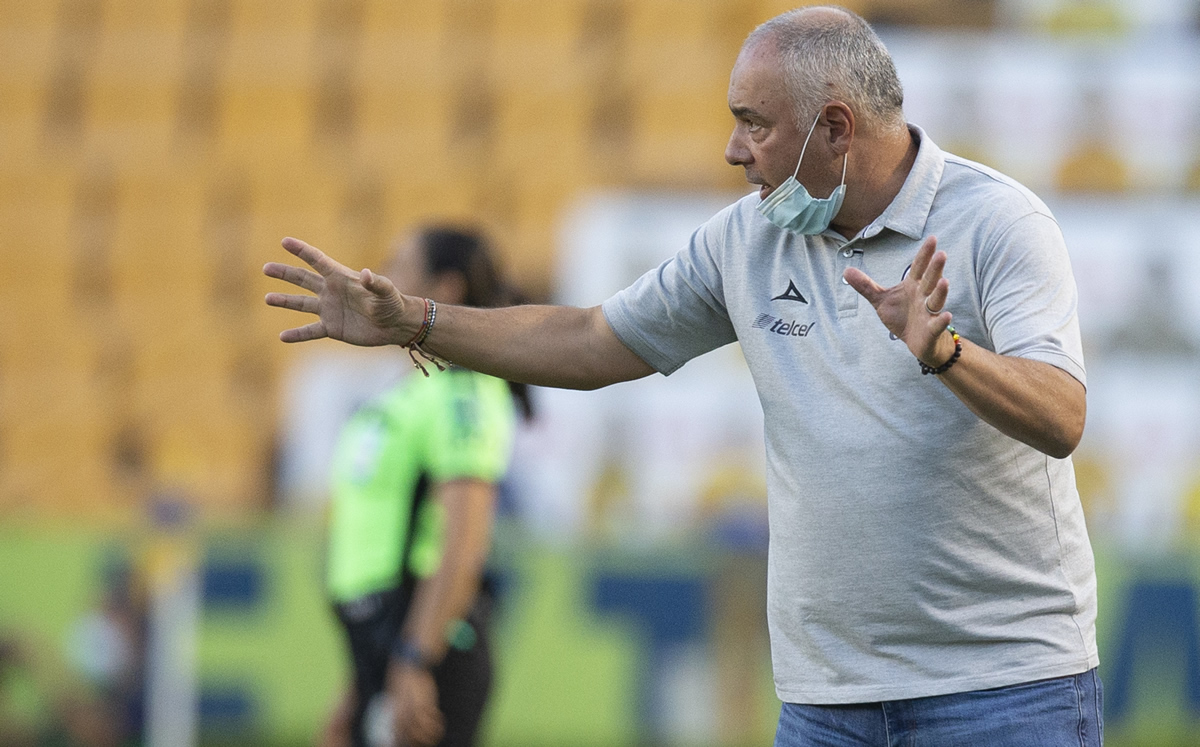 Memo Vázquez continuará al frente de San Luis. (Foto: Mexsport)