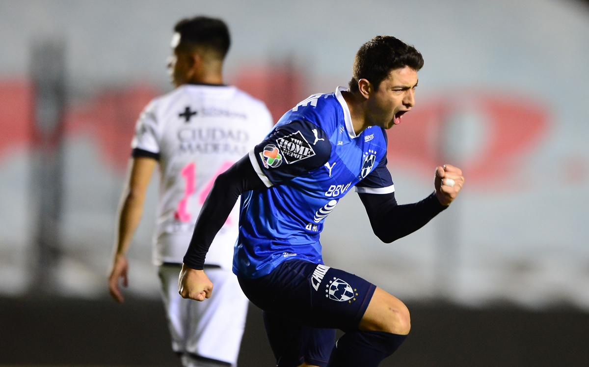 Medina le dio el triunfo a Rayados con su gol al minuto 87. (Foto: Mexsport)