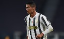 A Cristiano Ronaldo le robaron una camiseta de la Juventus firmada. Foto: AFP