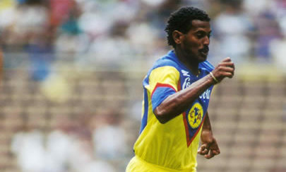 Antonio Carlos Santos se ganó a los americanistas por la forma de jugar y entregarse en la cancha; los títulos conseguidos en los ochentas lo encumbra