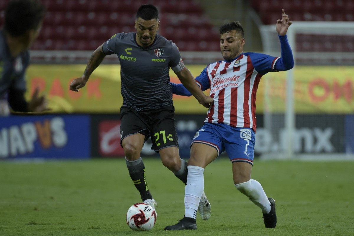 Chivas llega como favorito para el partido contra Atlas (Foto: Imago7)