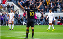 El mexicano todavía no tiene una fecha para volver a jugar en el LAFC. (FOTO: Imago7)
