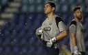 Iker Casillas se dio tiempo de charlar con el exentrenador Vicente del Bosque y recordar anécdotas. Foto: Moexspot