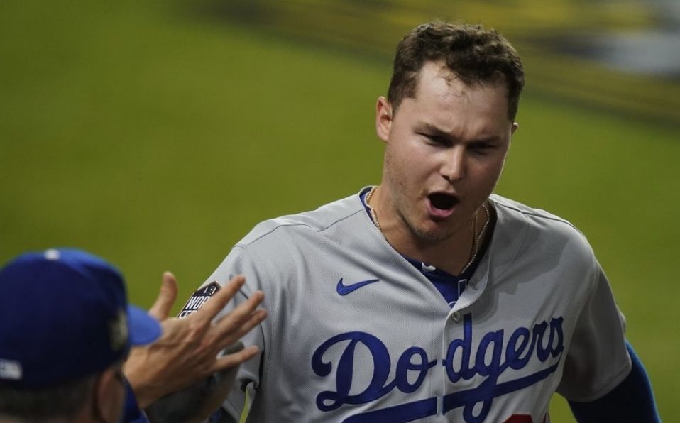 Joc Pederson pegó un home run solitario en la segunda entrada. (Foto: AP)