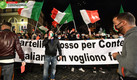 Las protestas en Italia exigen al gobierno que no se vuelva a cerrar la economía por la COVID-19. (AFP)