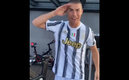 Cristiano Ronaldo alienta a Juventus a la distancia. (Captura)