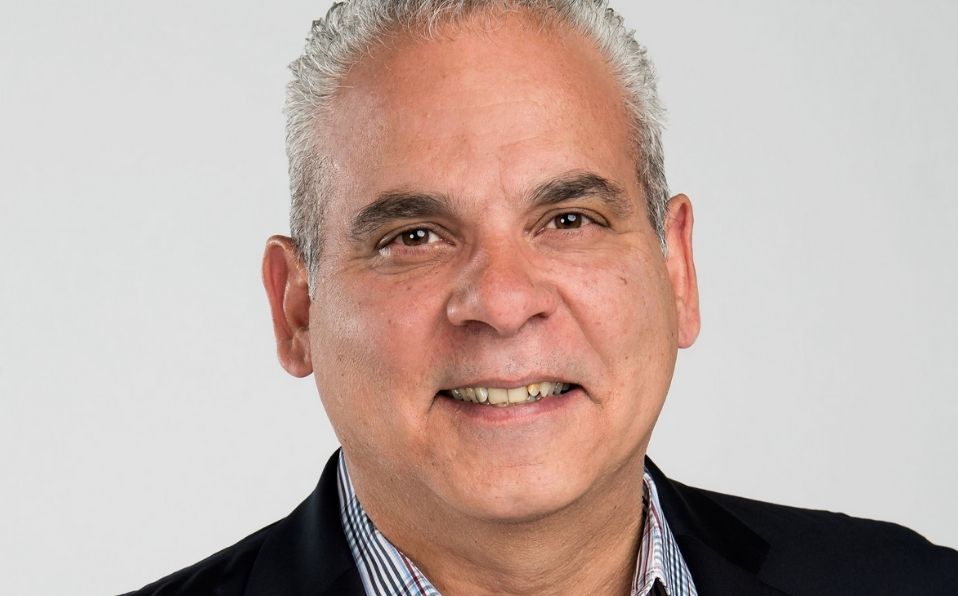 Ernesto Jerez ha narrado por 26 años la acción de las Grandes Ligas. (Foto: baseballhall.org)
