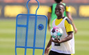Moukoko apenas tiene 15 años y ya entrena en el primer equipo. (FOTO: EFE)