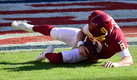 Kyle Allen se perderá el resto de la temporada NFL con Washington por la fractura. (AFP)