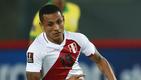 Yotún, mediocampista de Cruz Azul, va de titular en el duelo ante Chile. Foto: AFP