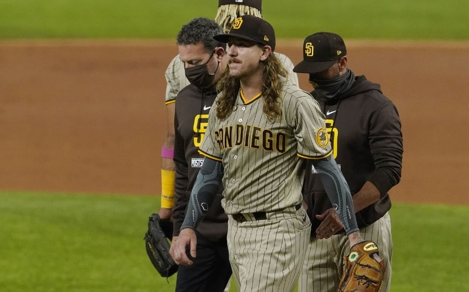 Clevinger sufrió de una lesión en el codo al final de la temporada 2020. (Foto: AP)