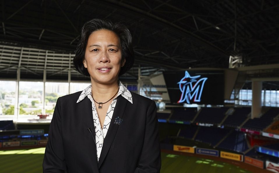 Ng fue presentada como la nueva gerente general en el Marlins Park. (Foto: AP)